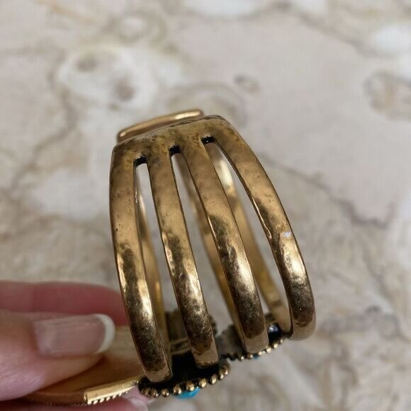 Lucky Brand Gold Tone Faux Turquoise Boho Cuff Style Bracelet - Picture 7 of 9